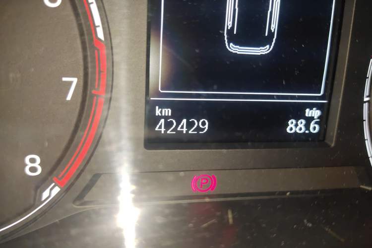 Used Volkswagen T-Cross 2019 1.5L Automatic Fashion Edition Odometer Close Up