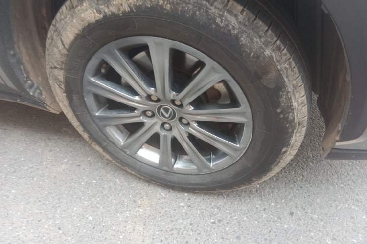 Used Lexus NX 2020 200 All-Wheel Drive Fēngshàng Version China VI Standard Right Front Wheel Hub