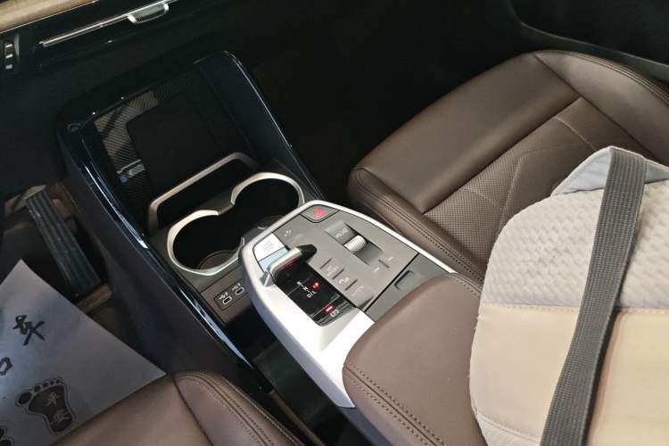 Used BMW X1 2023 xDrive25Li X Design Package
