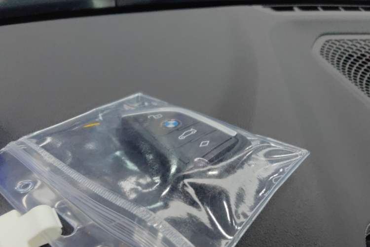 Used BMW 3 Series 2021 325i M Sport Night Edition package Vehicle Key