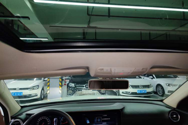 Used Mercedes-Benz E-Class 2016 E 200 L Sport Edition Headliner