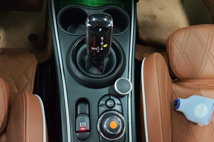 Used MINI Countryman 2021 2.0T COOPER S ALL4 Gear Lever