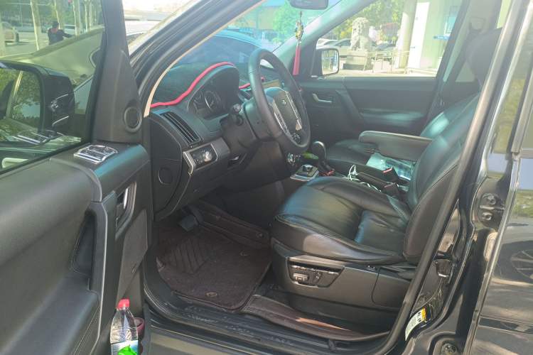 Used Land Rover Freelander 2 2011 3.2L i6 HSE Gasoline Edition
