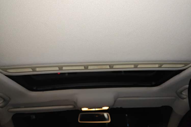 Used Volkswagen Santana 2013 1.4L Manual Comfort Edition