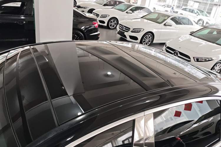 Used Mercedes-Benz E-Class 2018 E 300 L Luxury Model
