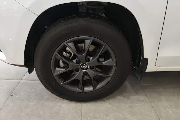 Used BYD Song 2021 Classic Edition 1.5T Automatic Elite Model
