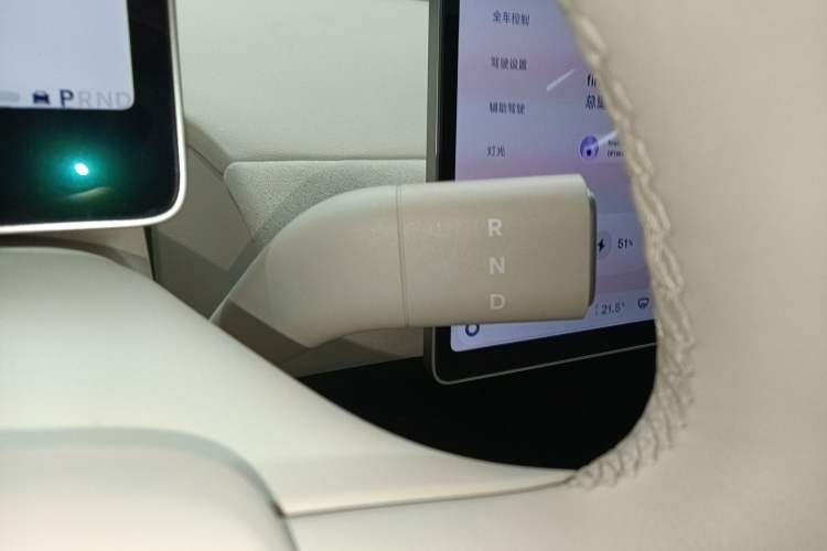 Used firefly 2025 Illuminated Edition
