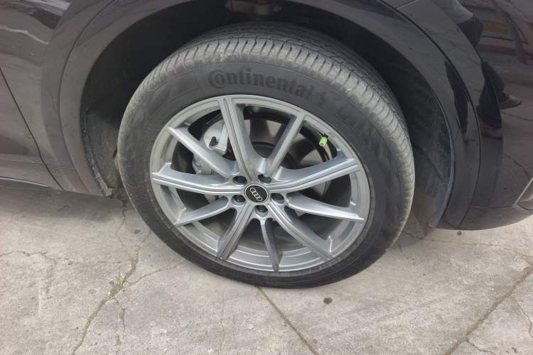 Used Audi Q5L 2023 40T Luxury Dynamic Model Right Front Wheel Hub