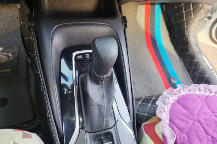 Used Toyota Levin 2023 Smart Electric Hybrid Dual-Engine 1.8L Leading Edition Gear Lever