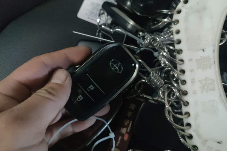 Used Toyota Highlander 2023 2.5L Smart Electric Hybrid Dual-Engine Four-Wheel Drive Prestige Version – 7 Seats
