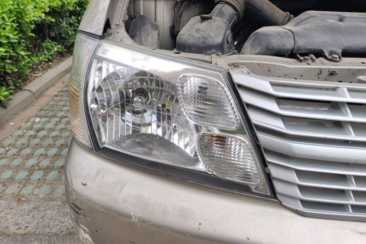 Used Jinbei Express 2017 2.0L Comfort Version V19
