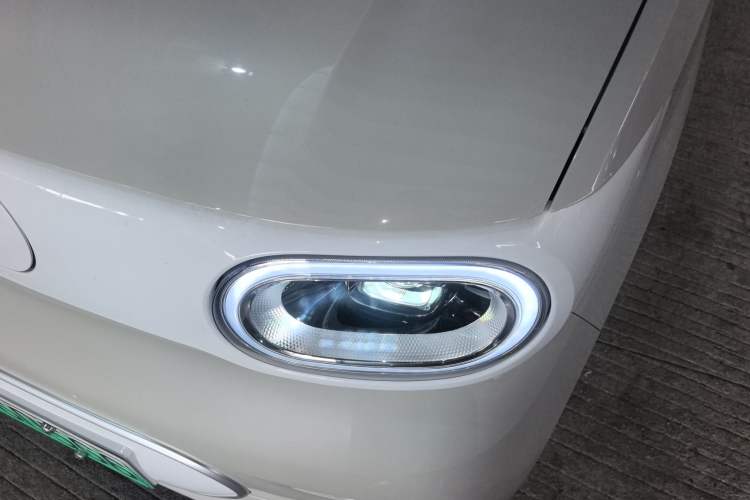 Used Wuling Hongguang MINIEV 2024 3rd Generation 215km Youth Edition Left Front Headlight