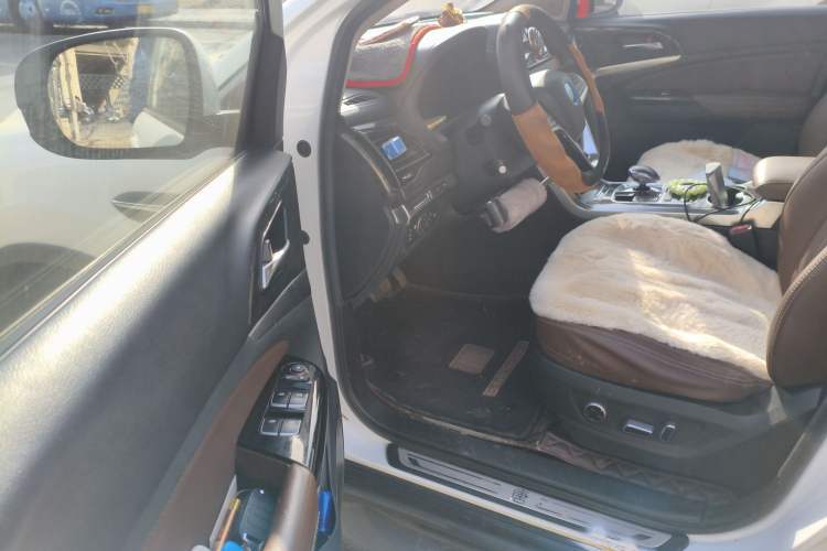 Used BYD Tang New Energy 2017 2.0T All-Wheel Drive Hyatt Model