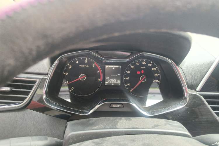 Used Baojun 310 2017 1.5L Manual Luxury Model
