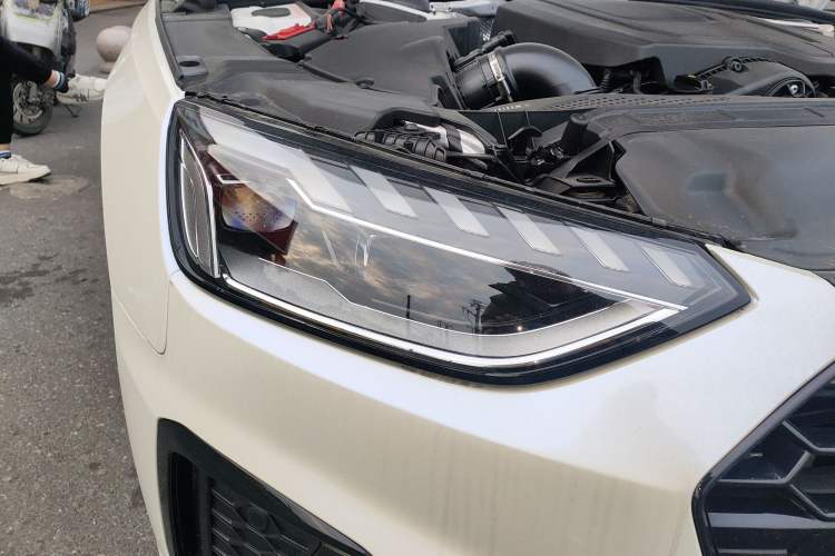 Used Audi A4L 2023 40 TFSI Luxury Dynamic Model
