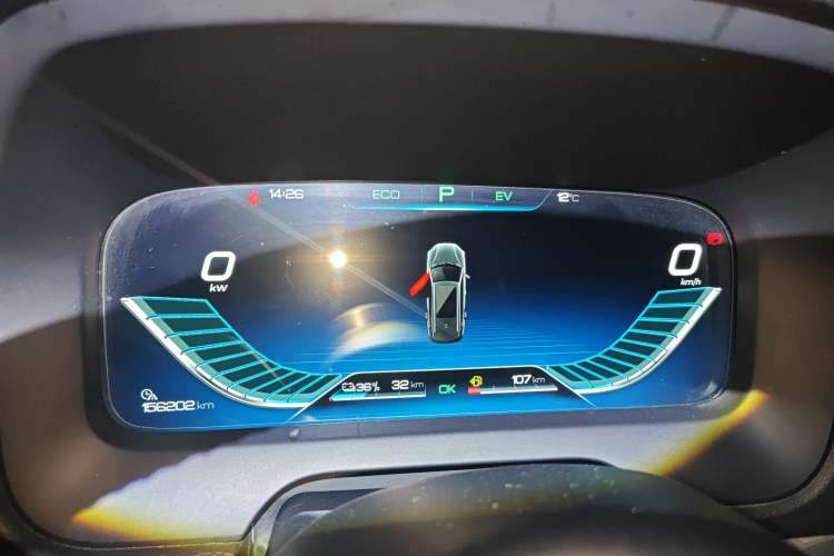 Used BYD Tang New Energy 2018 DM 2.0T All-Wheel Drive Smart Connect Elite 7-Seater China V Emission Standard