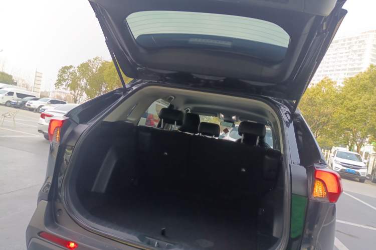 Used Toyota RAV4 2023 2.0L CVT Two-Wheel Drive Urban Edition