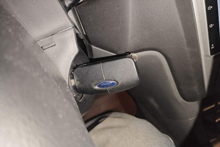 Used Ford Focus 2013 Hatchback Classic 1.8L Automatic Base Model
