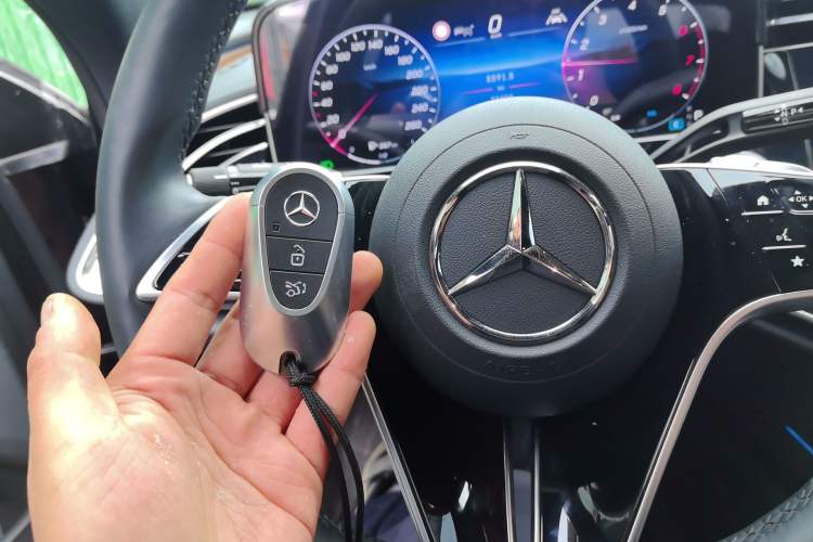 Used Mercedes-Benz E-Class 2024 E 300 L Luxury Model Vehicle Key