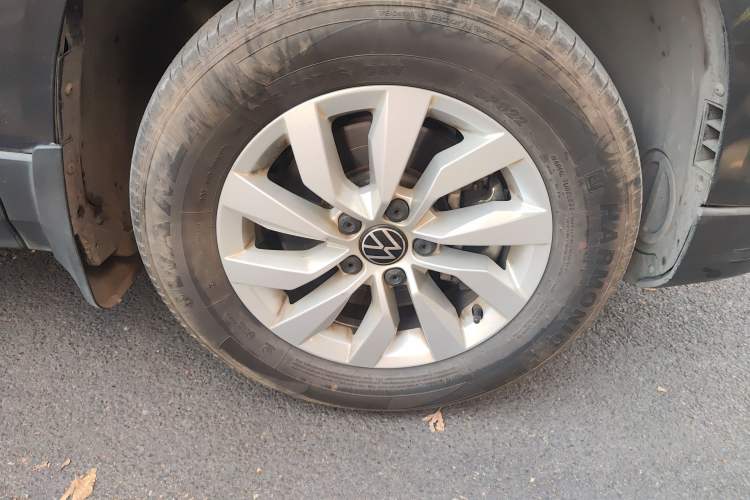 Used Volkswagen Tharu 2021 280TSI Two-Wheel Drive Trend Edition Right Front Wheel Hub