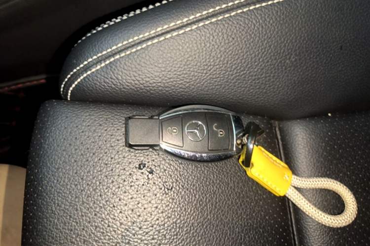 Used Mercedes-Benz GLA 2017 GLA 200 Sport Edition Vehicle Key