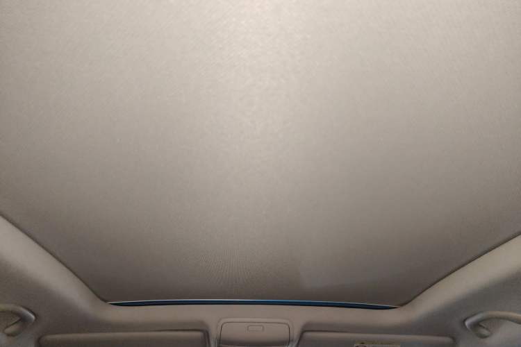 Used Volkswagen Tiguan 2016 300TSI Automatic Two-Wheel Drive Luxury Edition Headliner