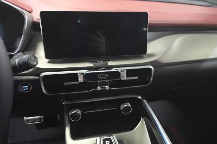 Used Geely Auto Coolray 2019 Sport Version 260T DCT Explorer China VI Standard
