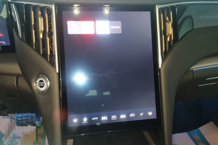 Used Hongqi HS7 PHEV 2024 2.0T PHEV Four-Wheel Drive Flagship Edition 6 Seats
