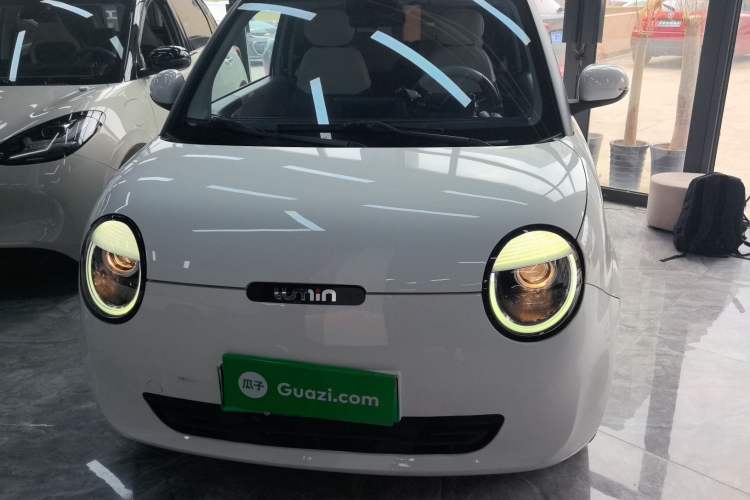 Used CHANGAN NEVO Lumin 2022 210km Sweet Edition Front