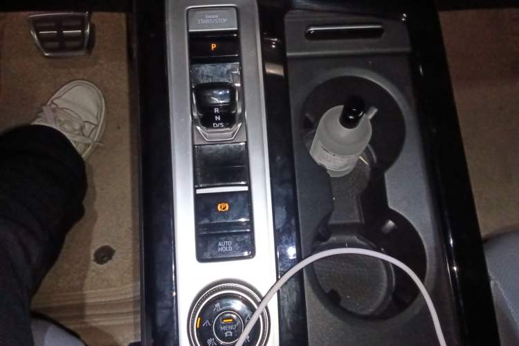 Used Volkswagen Tavendor 2023 380TSI All-Wheel Drive R-Line Journey Edition
