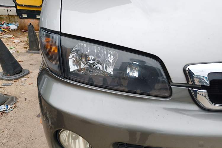 Used JAC Group Refine M5 2014 1.9T Diesel Manual Business Edition Right Front Headlight