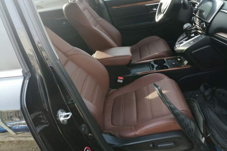 Used Honda CR-V 2021 240TURBO CVT 2WD Fashion Edition
