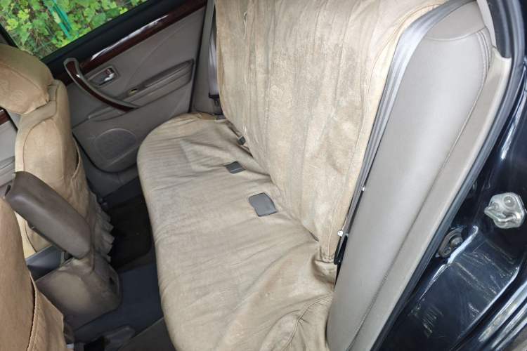 Used Bestune B70 2006 2.0L Automatic Special Edition Commemorative Version
