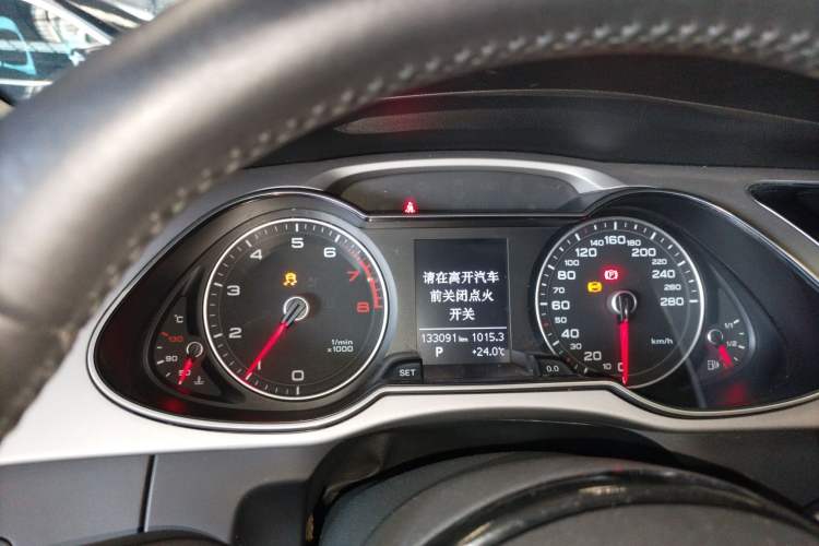 Used Audi A4L 2016 35 TFSI Collector's Edition Automatic Standard Model Instrument Cluster