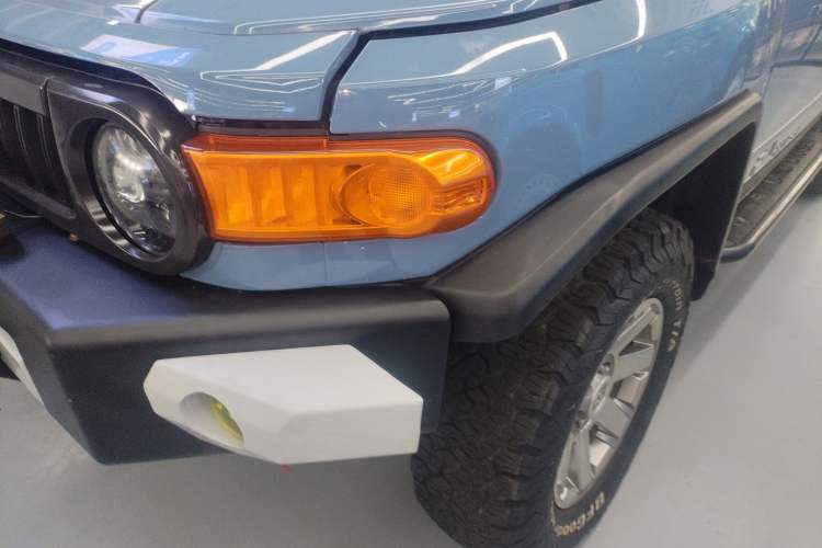 Used Toyota FJ Cruiser 2018 4.0 Automatic Middle East Left Front Headlight