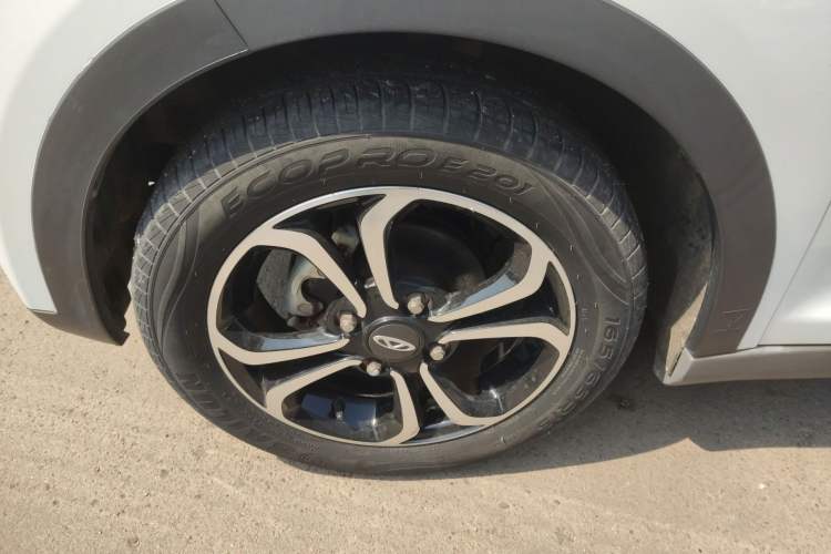 Used Chery QQ Little Ant 2021 150 000 Yuan Ant Fan Edition Ant Trend Version Lithium Iron Phosphate Left Front Wheel Hub