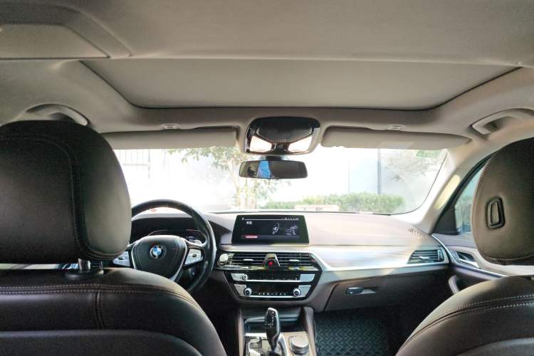 Used BMW 5 Series 2020 530Li Leading Model M Sport Package