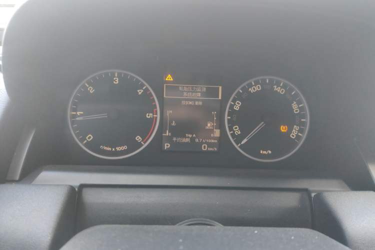 Used Land Rover Range Sport 2011 3.0 TDV6 Diesel Version Instrument Cluster