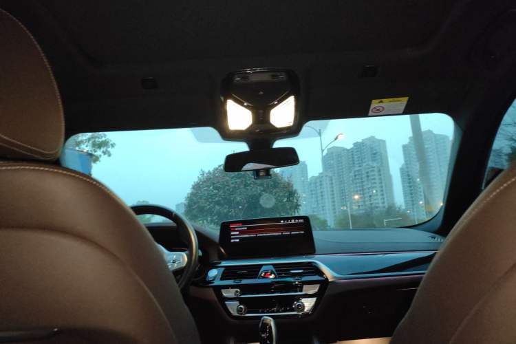 Used BMW 5 Series 2022 Second Facelift 525Li M Sport Package
