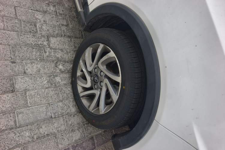 Used JAC Group Refine S3 2014 1.5L Manual Luxury Smart Model Right Front Wheel Hub