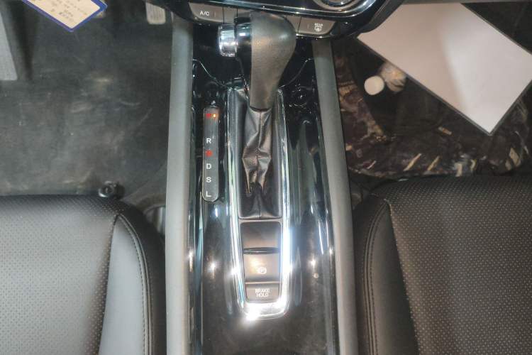 Used Honda Vezel 2017 1.5L CVT 2WD Comfort Model