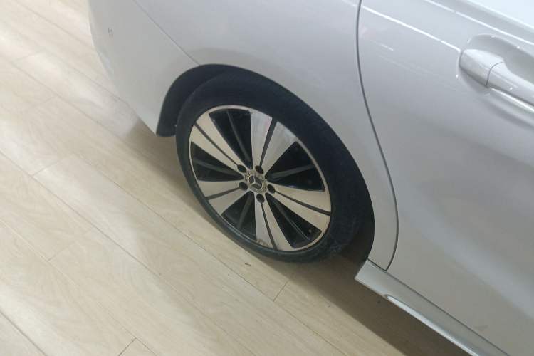 Used Mercedes-Benz CLA 2017 Facelifted CLA 200 Stylish Edition