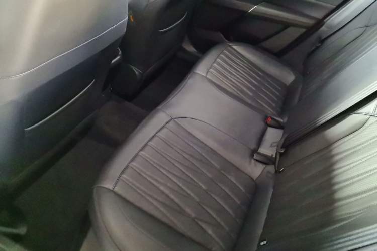 Used CHANGAN Eado DD 2023 Blue Whale NE 1.5T GDI DCT Navigation Model Left Rear Seat