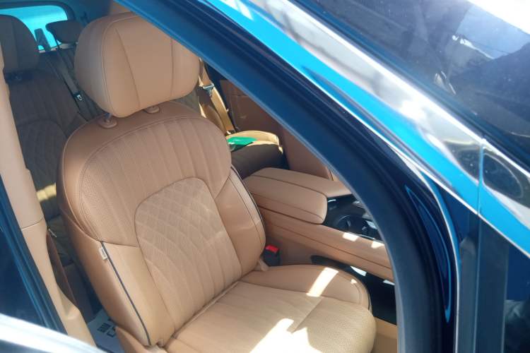 Used VOYAH Dream 2022 Low-Carbon Edition Dream+ Smart Enjoyment Package
