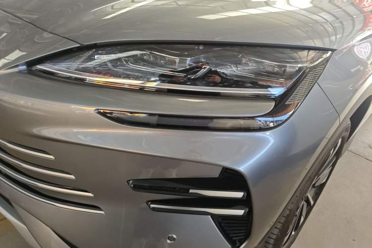 Used BYD Song PLUS New Energy 2025 DM-i 112KM Prestige Model
