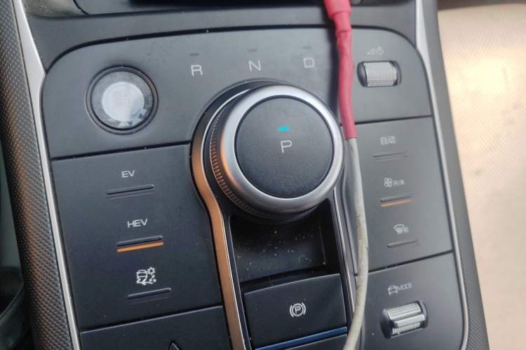 Used BYD Destroyer 05 2024 HONOR Edition DM-i 55KM Luxury Model Gear Lever