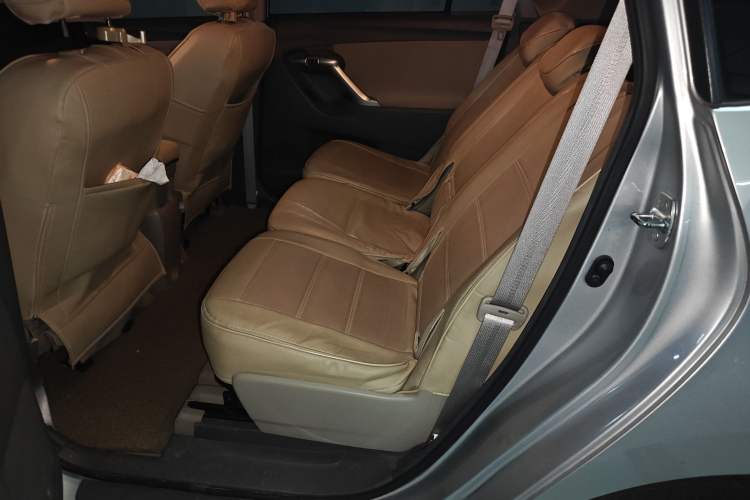 Used Toyota Verso 2014 Starlight 180E CVT Elite Edition
