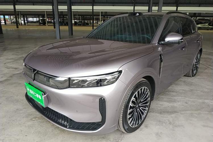 Used VOYAH FREE 2025 Model FREE+ Four-Wheel-Drive Qiankun Edition