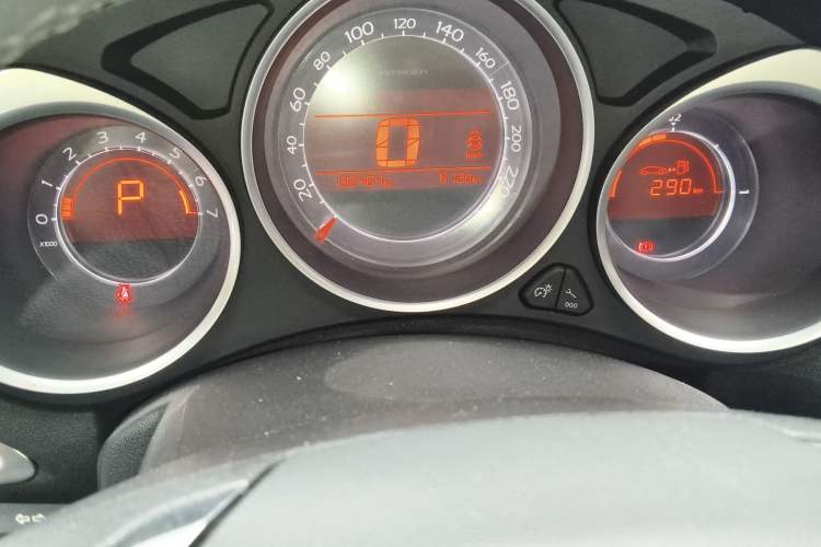 Used Citroen C4L 2013 1.8L Automatic Jingzhi Edition Instrument Cluster