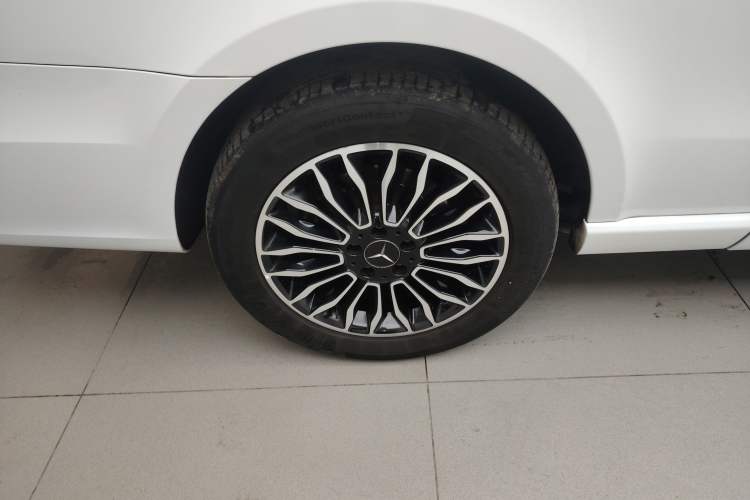 Used Mercedes-Benz V-Class 2017 V 260 L Prestige Extended Edition
